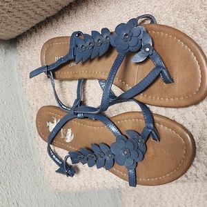 Women's Flat Sandals Size 8 1/2 Wide